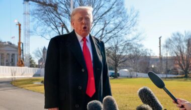 Trump tira dritto contro Powell: “Budget Fed sforato di miliardi, o è corrotto o è incompetente” - la Repubblica