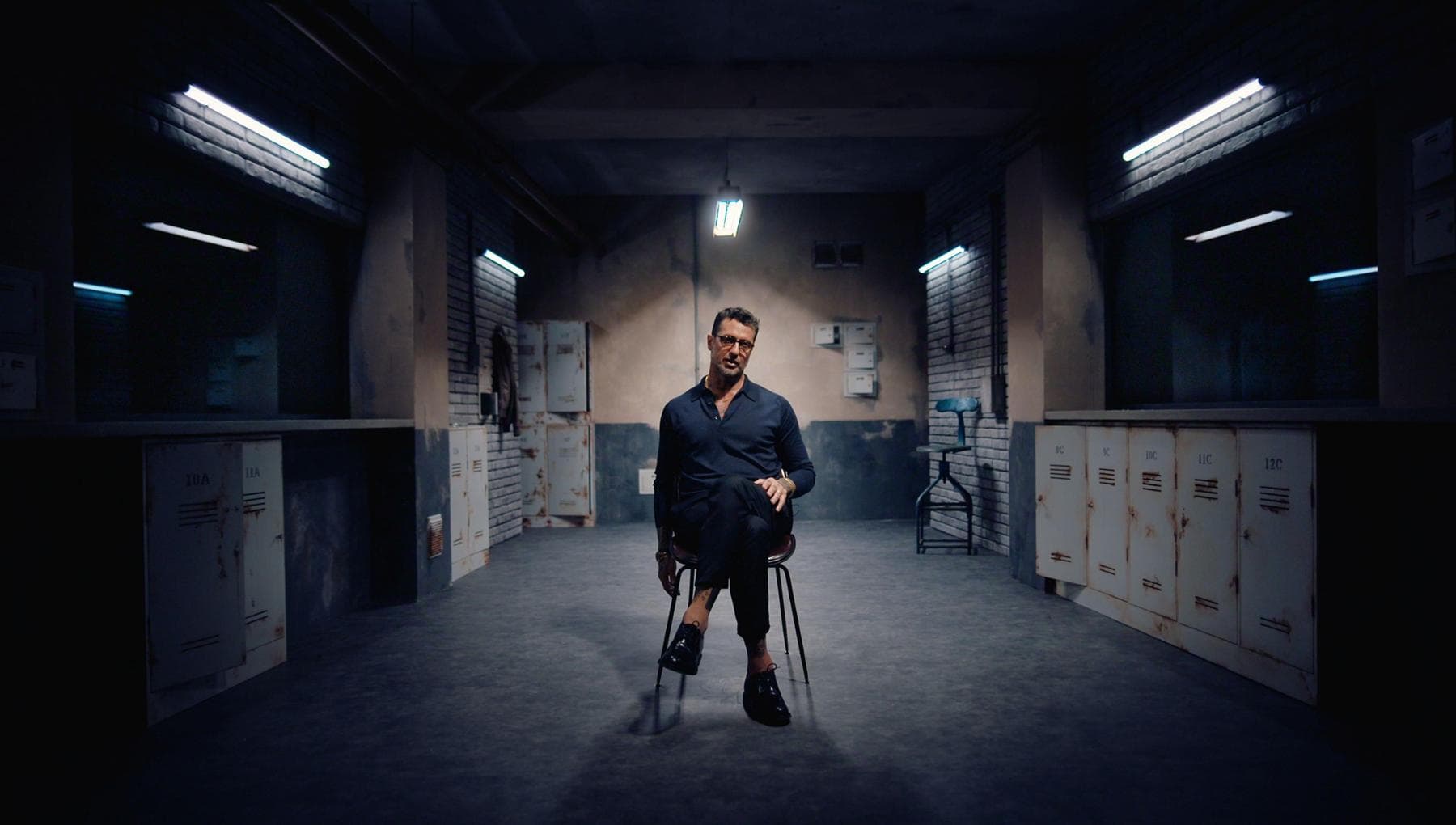 Fabrizio Corona, la docuserie che sguazza nei liquami - la Repubblica