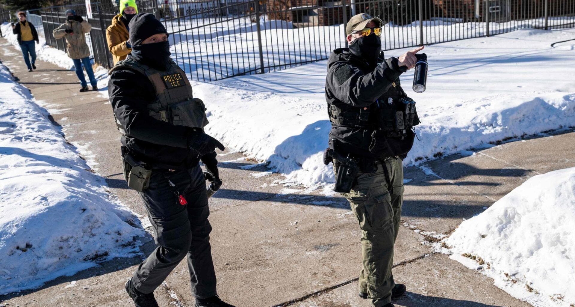 Minneapolis, sospesi gli agenti coinvolti nella sparatoria contro Alex Pretti