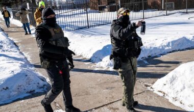 Minneapolis, sospesi gli agenti coinvolti nella sparatoria contro Alex Pretti