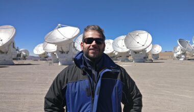 Intervista con Ciriaco Goddi, l'uomo che fotografa i buchi neri e combatte i terrapiattisti