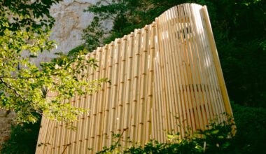 Una micro-architettura di legno nelle Marche