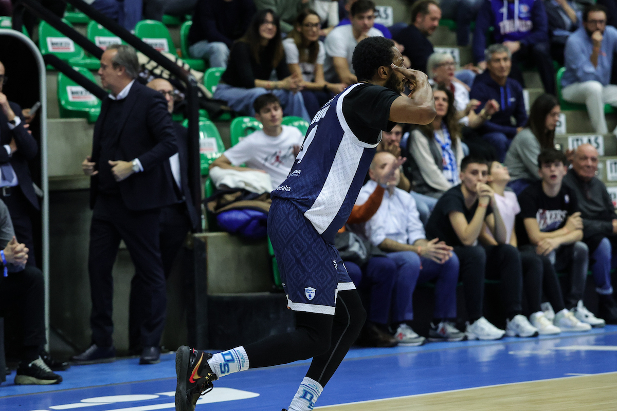 FOCUS BM/ IL MOMENTO DEL WEEKEND LBA: BUIE SI PRENDE LA SCENA NEL FINALE DOPO UNA SERATA NO, E ROVINA TREVISO - DI ALESSIO APICELLA