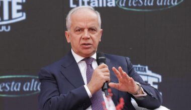 Scudo penale agli agenti e stretta sui reati minorili, accordo sul dl Sicurezza - la Repubblica