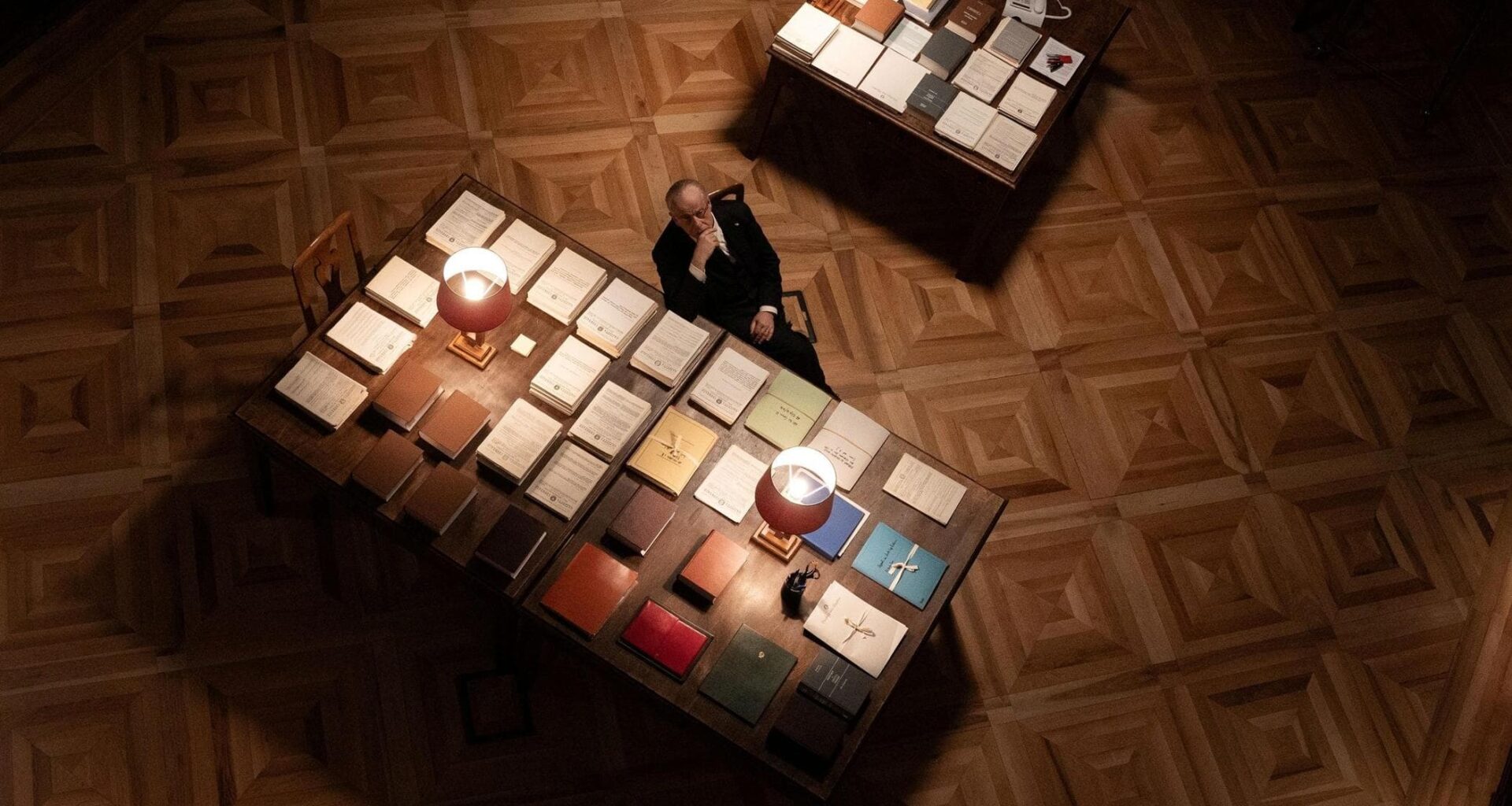 Ne “La grazia” la politica secondo Sorrentino: “E’ amore, vocazione e solitudine” - la Repubblica