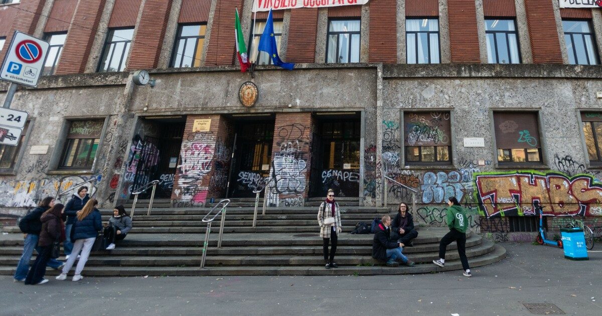 Crans Montana, l’angoscia della terza D del liceo Virgilio di Milano: 4 compagni di classe sono in… - Il Fatto Quotidiano