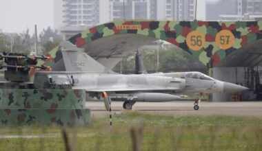 Taiwan-Cina, navi da guerra si ritirano dopo esercitazioni