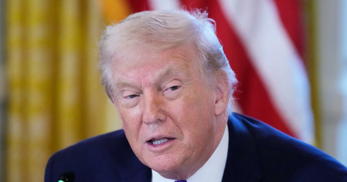 Trump minaccia dazi contro Paesi ostili al controllo USA della Groenlandia