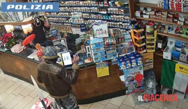 Rapinò la tabaccheria e scappò rubando un mezzo Iren, arrestato