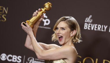 Duello tra 'Una battaglia dietro l'altra' e 'Hamnet', Buckley e Moura miglior attori - Notizie