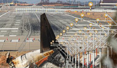 Incidente aereo in Corea, 179 persone «uccise dal muro in fondo alla pista: quelle morti potevano essere evitate»