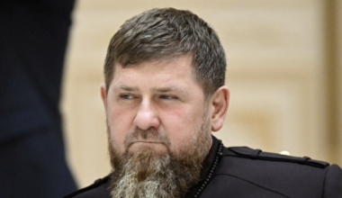 Che fine ha fatto il leader ceceno Kadyrov? La necrosi al pancreas, la dipendenza da sedativi, il ricovero a Natale
