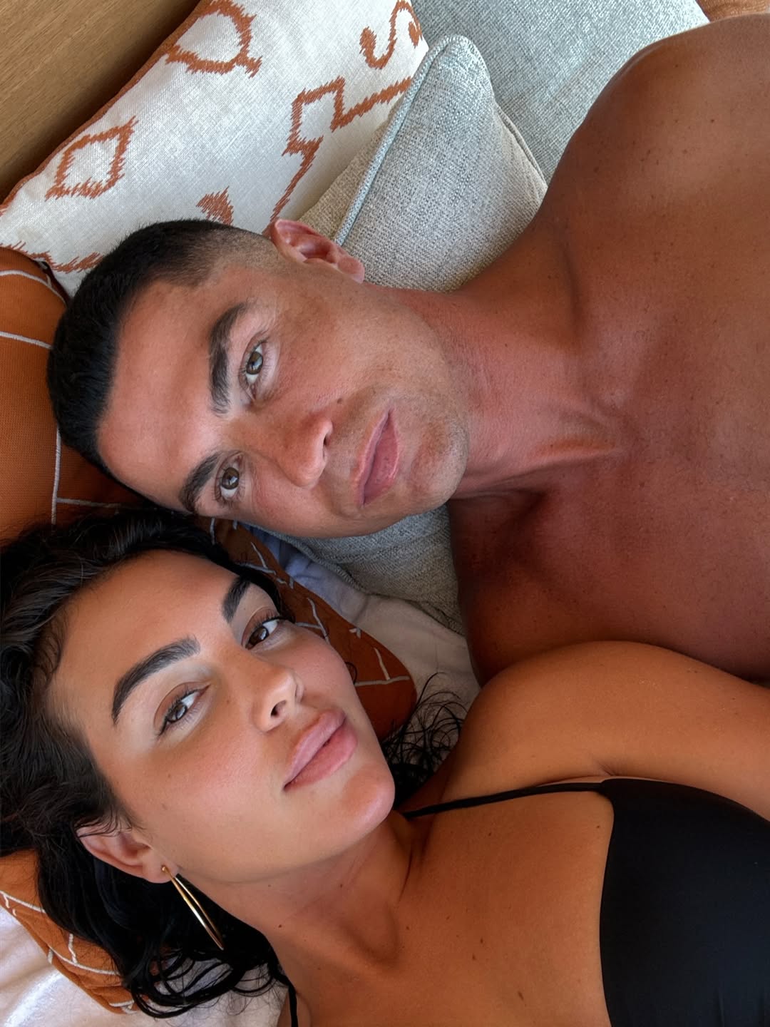 Cristiano Ronaldo e Georgina si sposano: «Sì lo voglio», il post di lei su Instagram