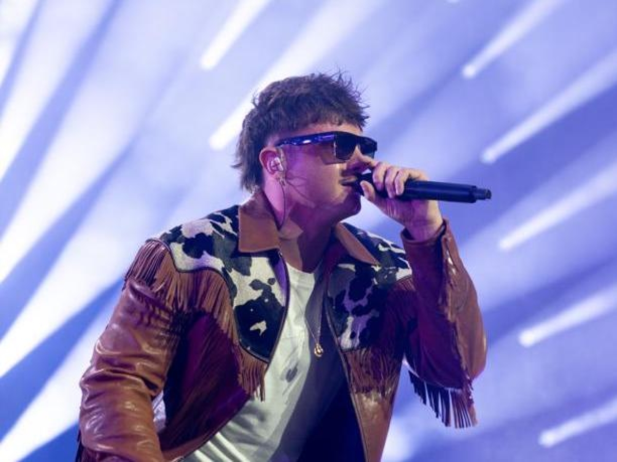 Ci sono 85 dischi italiani nella Top100 del 2025: l'autarchia che non fa bene alla musica