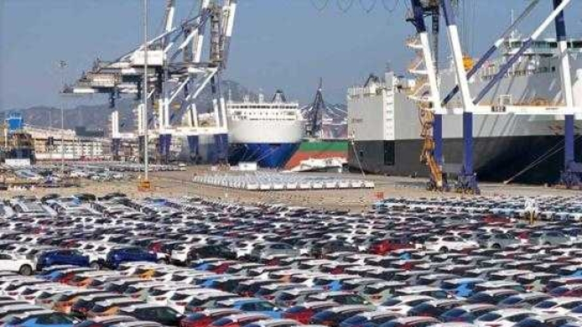 Dazi, primi risultati per Trump: a ottobre il deficit Usa è diminuito di quasi 19 miliardi