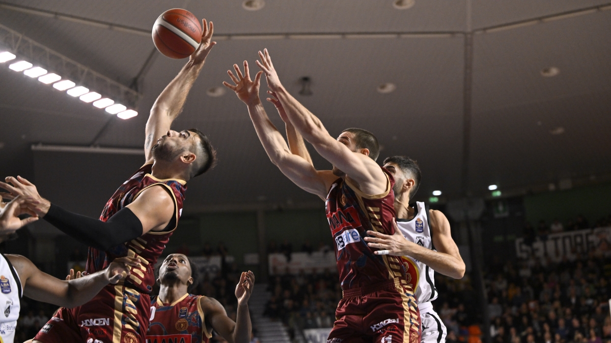 Serie A, Udine-Reyer Venezia 87-94: colpo degli orogranata in Friuli ma che fatica