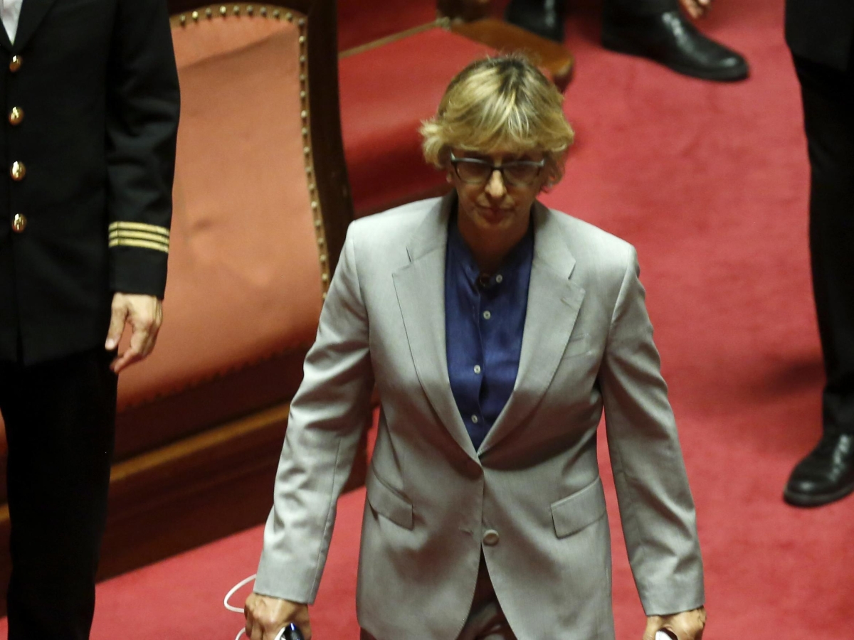 Ddl stupri, sì al nuovo testo di Bongiorno: sparisce il consenso, pene fino a 13 anni per la violenza sessuale. «Chi mi critica non lo ha letto». Valente, Pd. «Inaccettabile»