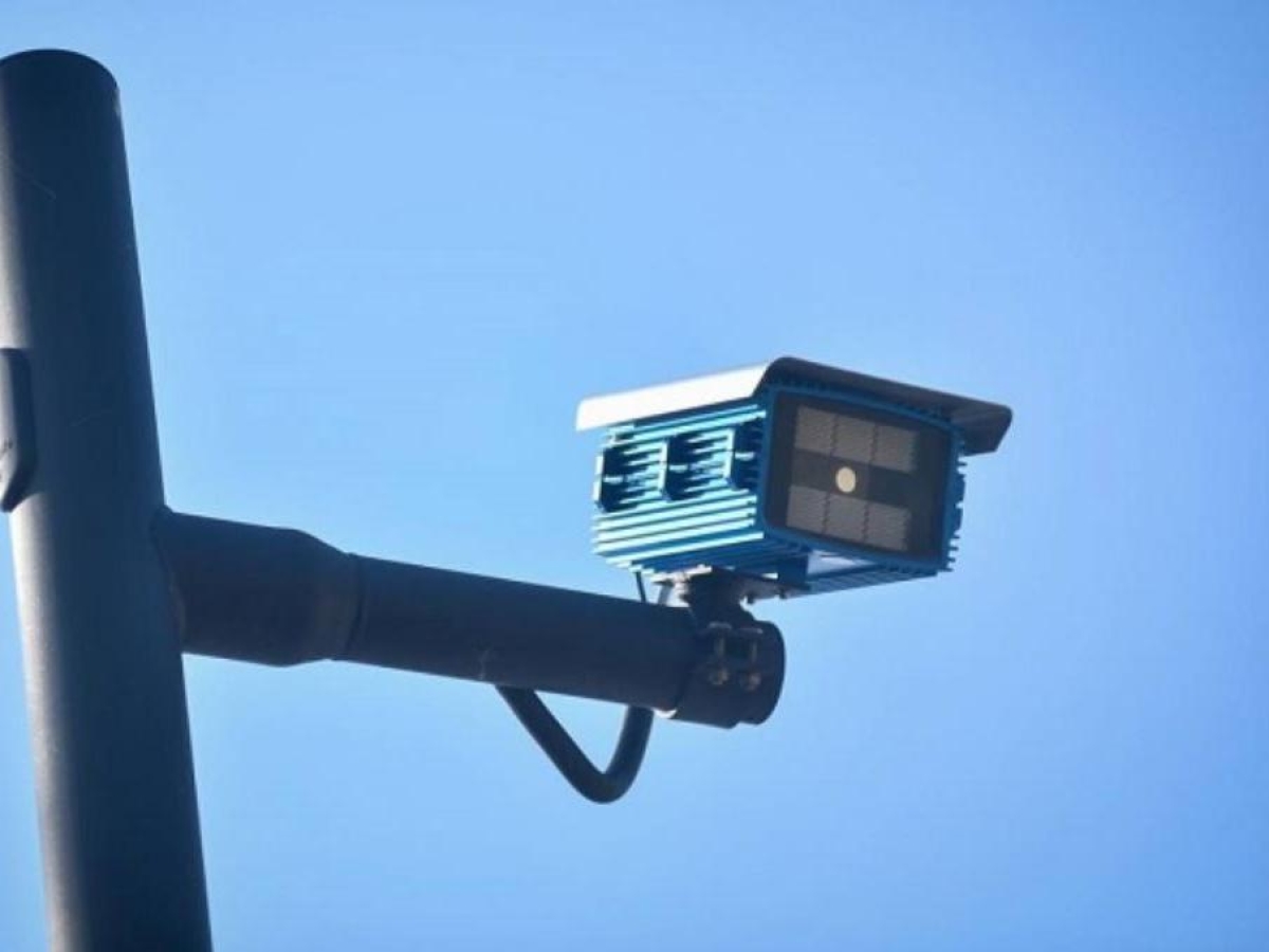 Nuovi autovelox a Roma, il Comune smentisce l'elenco che circola sul web: «Attenzione, è un fake». Ecco quali funzionano