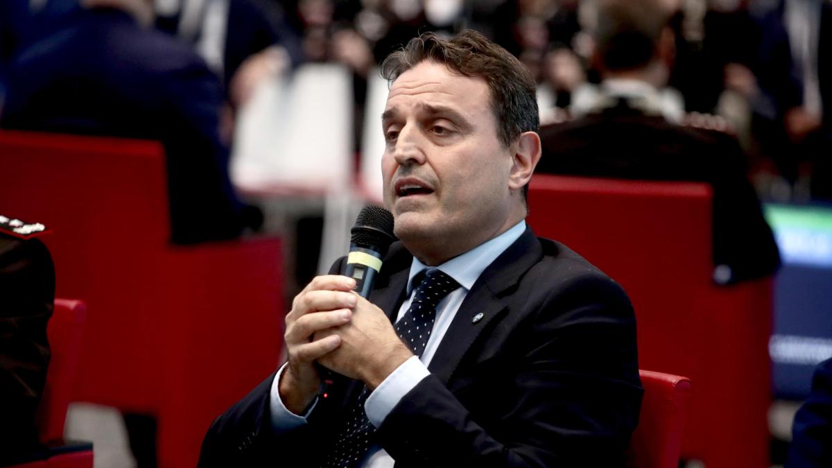 Il Tribunale Federale Nazionale: "Zappi 'ha indotto gli arbitri a dimettersi"