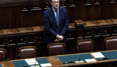 Manovra 2026, dalla detassazione della tredicesima agli affitti brevi: le misure annunciate e poi ritirate dal governo