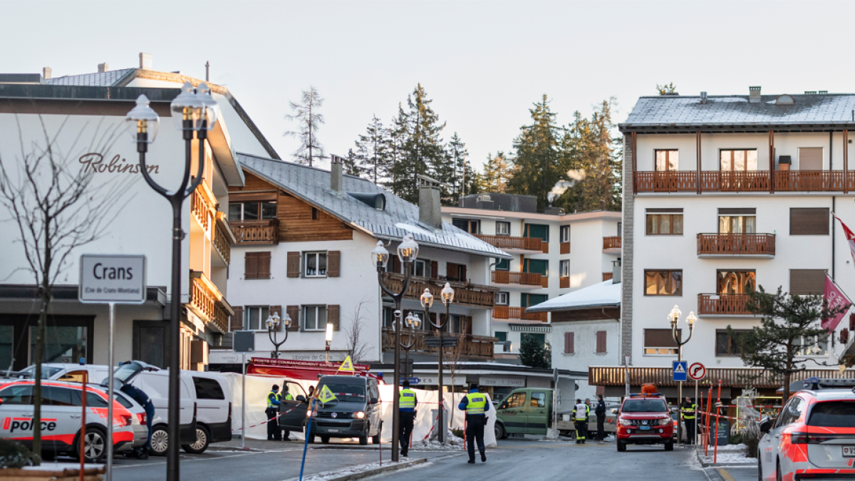 Che cosa è successo a Crans-Montana? Il rogo nel seminterrato, il «flashover», le esplosioni e quell'unica uscita: dinamica e causa di una tragedia