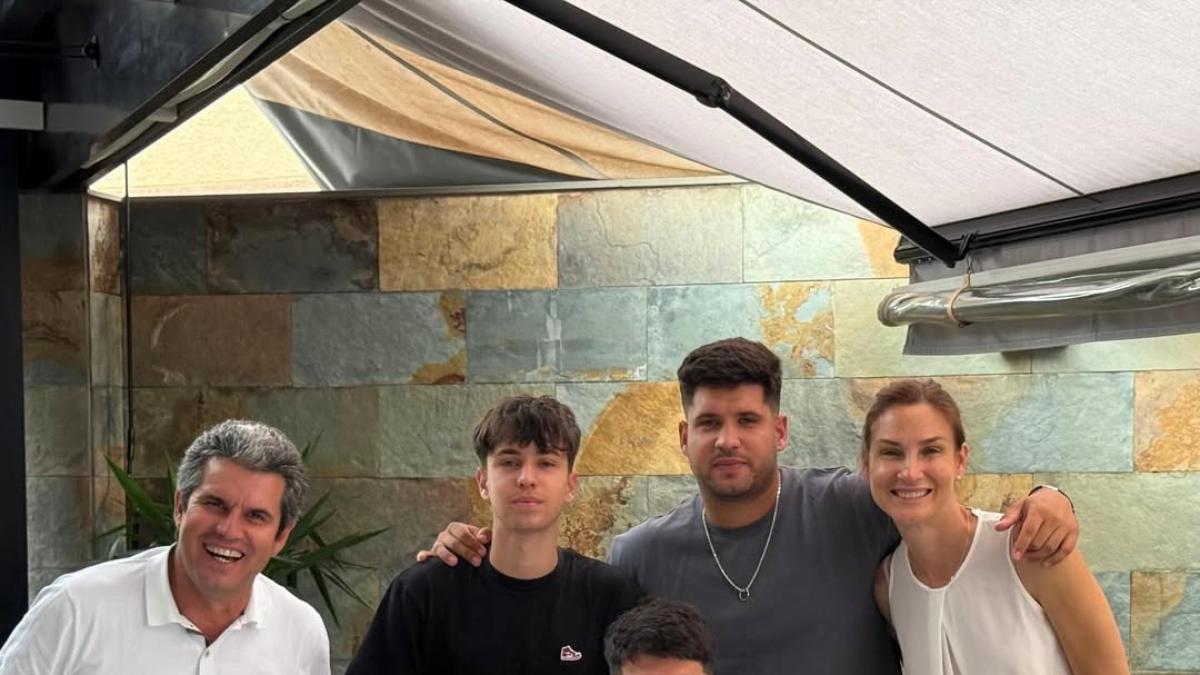 Tennis, Carlos Alcaraz foto capodanno senza Ferrero