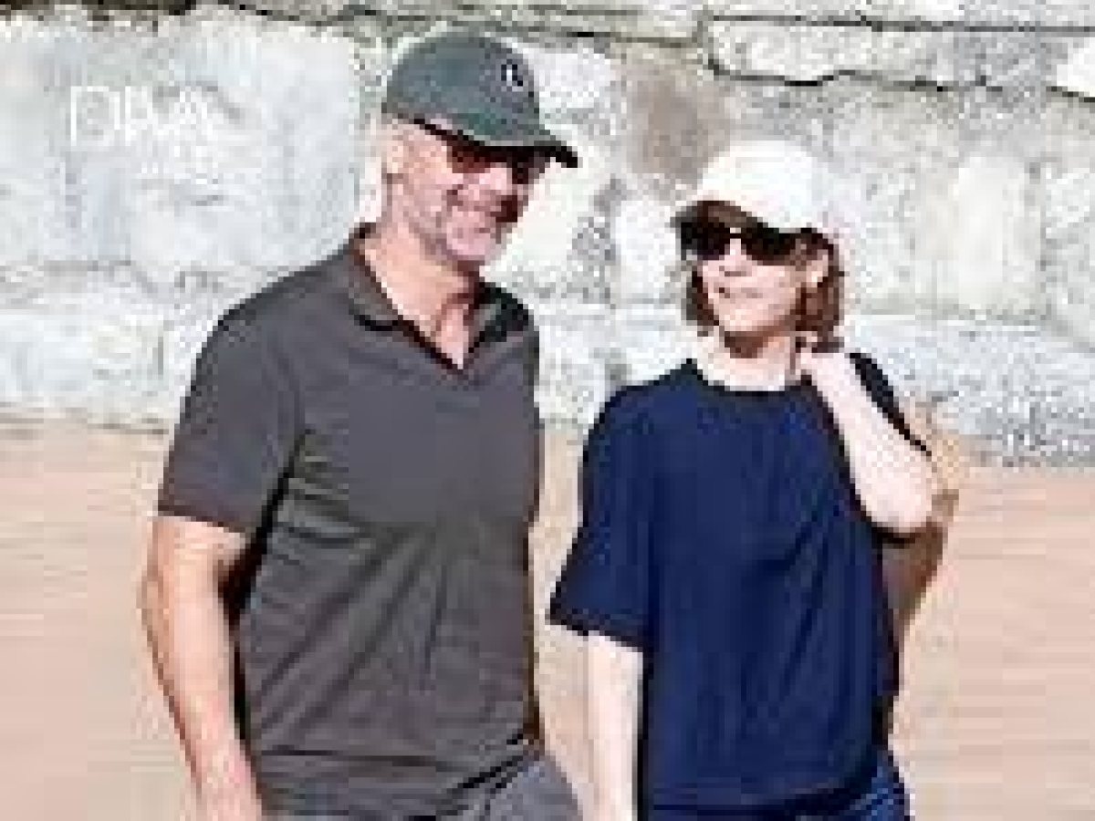 Beatrice Arnera: «Da quando mi sono fidanzata con Raoul Bova, ricevo moltissimi insulti e inviti al suicidio»