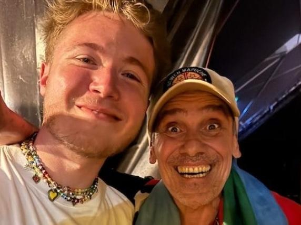 «A me mi piace» di Alfa feat. Manu Chao è il brano più ascoltato in radio in Italia nel 2025 (davanti a Lady Gaga)