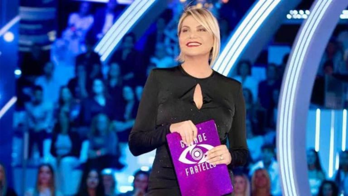 Simona Ventura: «Padre Pio, un vero bastian contrario, ora faccio un doc. Il Grande Fratello? Non è andata male. Signorini? Non ne parlo»