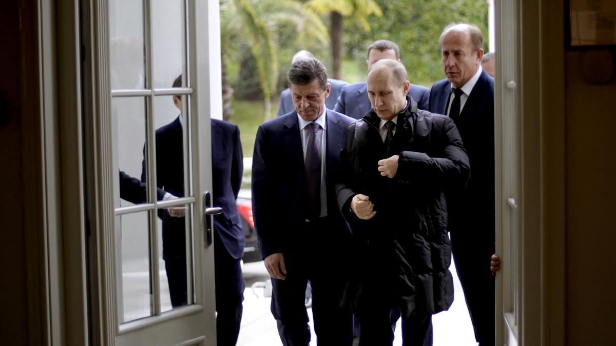 La profezia di Putin a Kozak, il consigliere che osò rifiutare un suo ordine: «Se perdiamo, ci uccideranno entrambi»