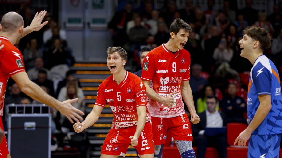 Volley Superlega: Trento-Civitanova 3-1, Piacenza-Cuneo 3-0