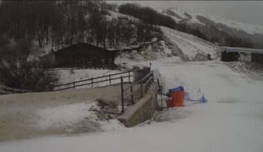 Pioggia (e neve fino a 600 metri) al Centro e al Sud. Temperature in calo anche al Nord