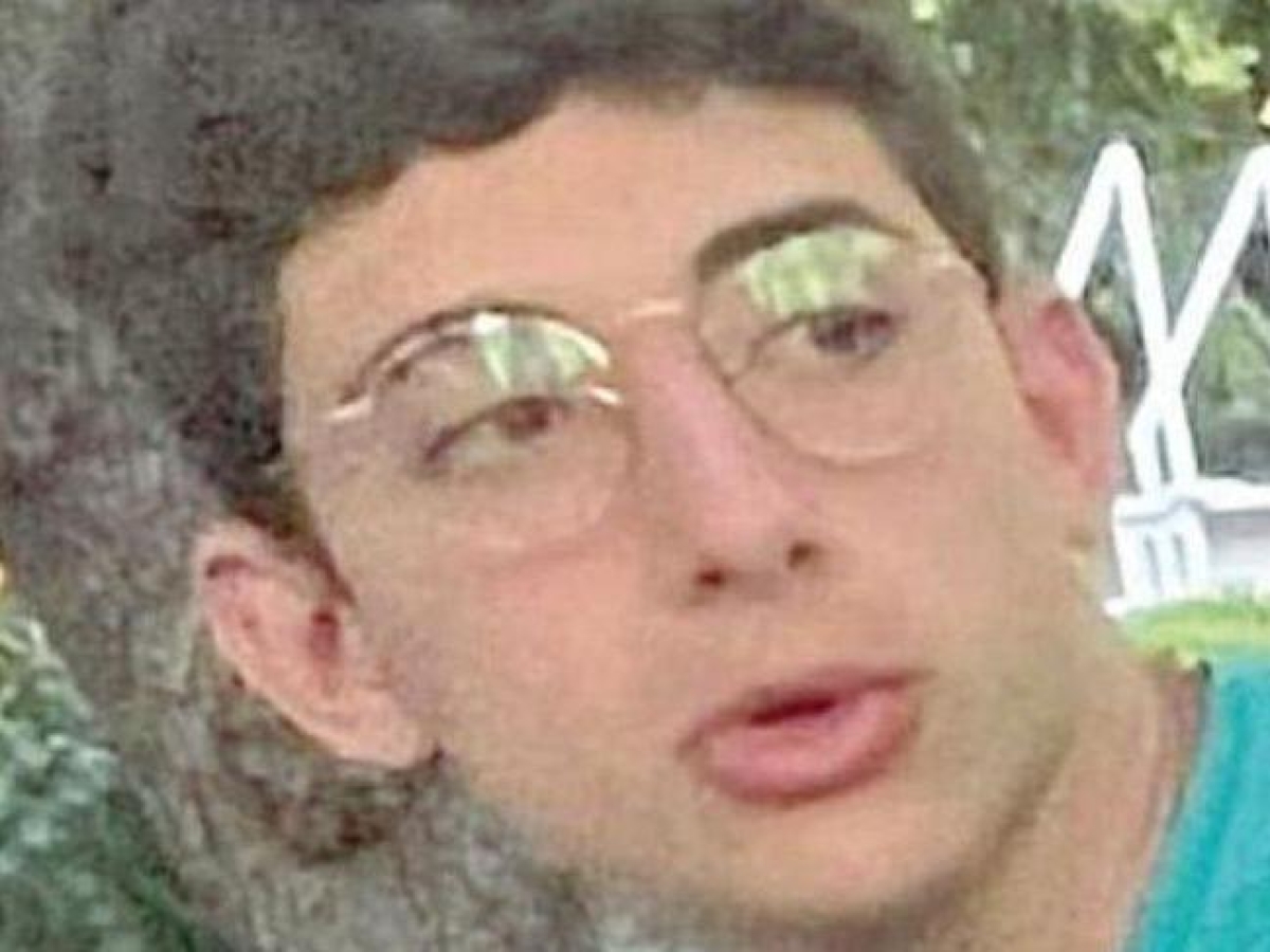 La lettera della prof per Riccardo Minghetti: «Porterò avanti il tuo amore per la vita, ogni nostro sorriso avrà dentro un po' di te»