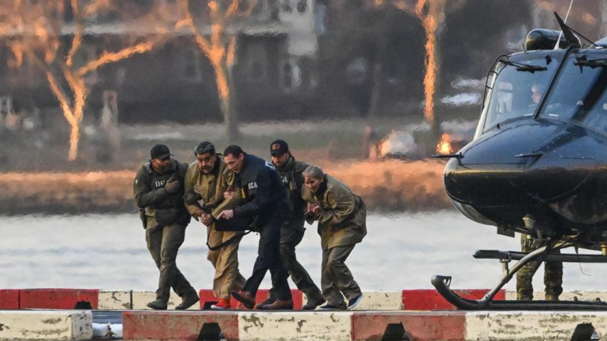 Maduro: «Sono ancora presidente e sono innocente». Gli appunti, i «problemi di salute», il livido della moglie: cosa è successo in aula a Manhattan