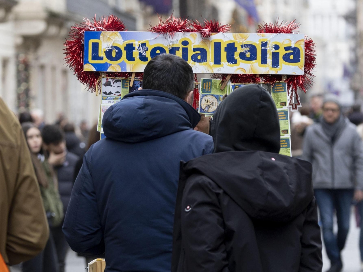 Lotteria Italia 2026, oggi l'estrazione dei biglietti vincenti. Orari, premi e regolamento