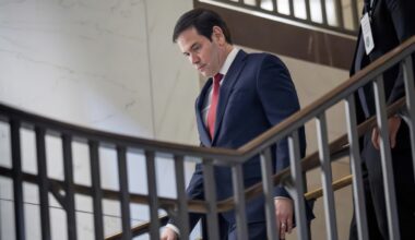 Da «Little Marco» a «Vicerè»: l'ascesa di Rubio, il falco che ora frena (per paura di bruciarsi)