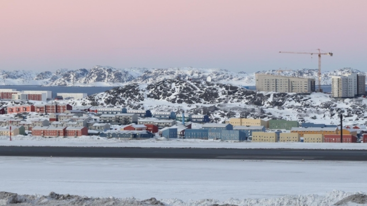 Quanto costerebbe la Groenlandia a Trump? I giacimenti di gas e minerali, il «valore immobiliare» e il precedente della Louisiana