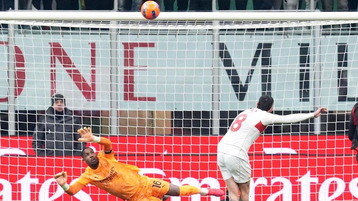 Milan-Genoa, le pagelle: Stanciu tira in curva, 4,5. Leao è tutto nel gol... ma pesa, 6,5 - La Gazzetta dello Sport
