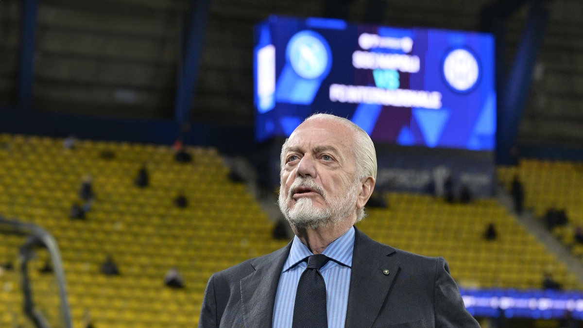 Calciomercato, perchè De Laurentiis ha l'obbligo del «saldo zero»: costo del lavoro, cartellini e ammortamenti. Quello che sappiamo