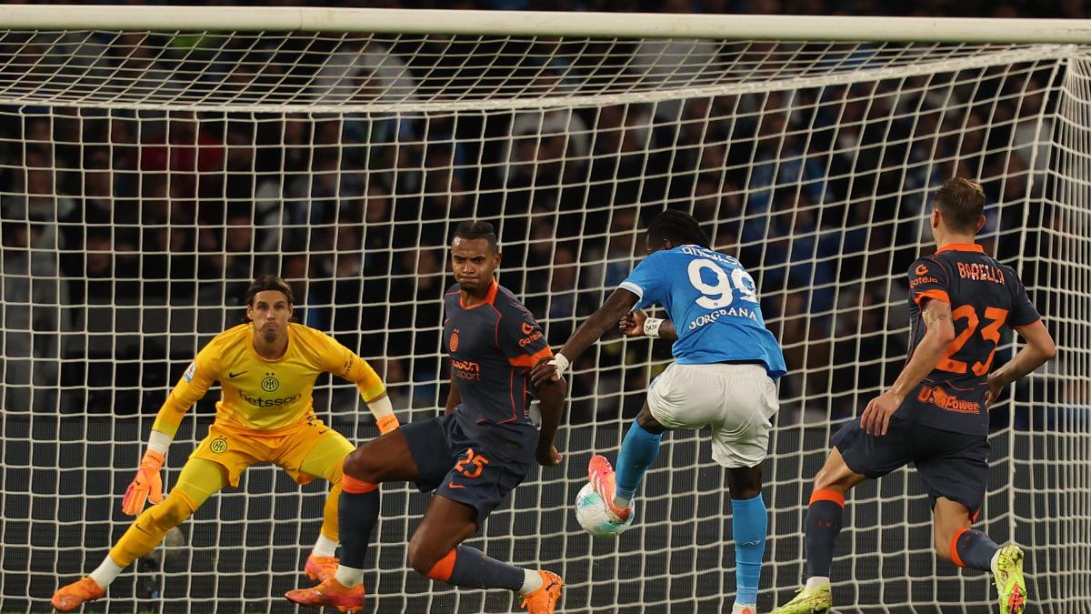 Inter-Napoli: le mosse di Chivu e Conte
