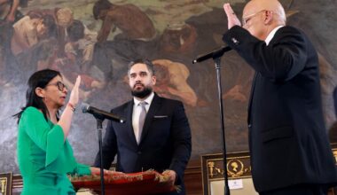 Delcy Rodríguez, i primi 7 giorni da presidente del Venezuela: il patto, le faide interne e le richieste di Trump