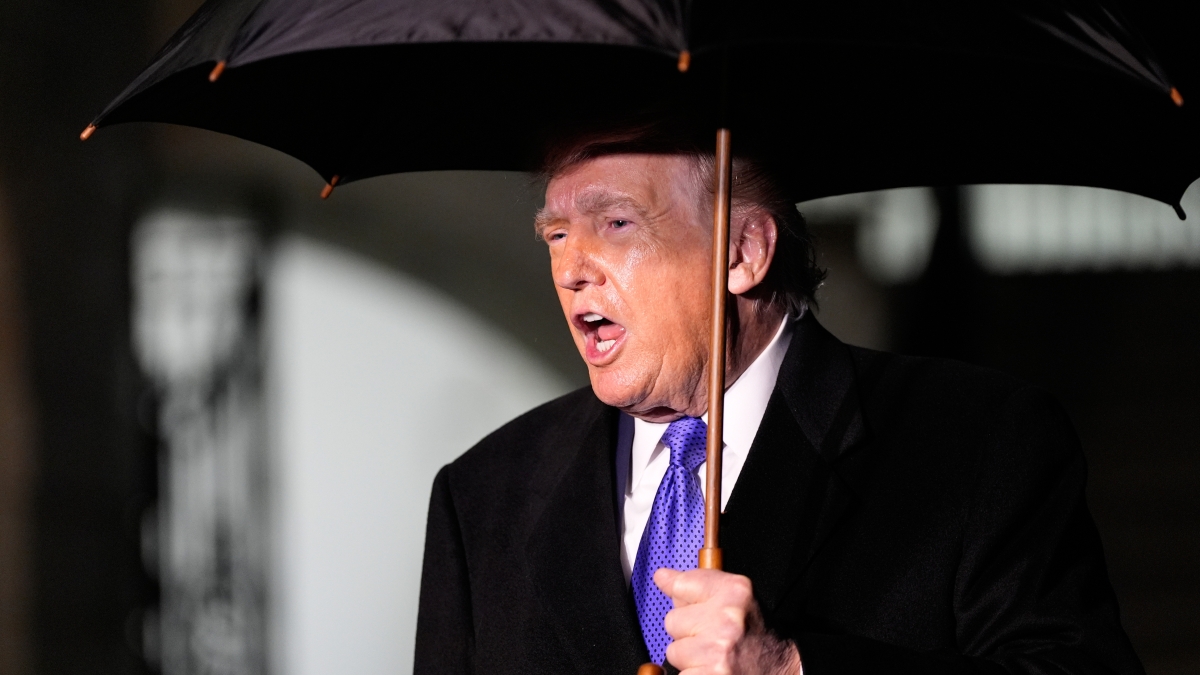 Trump minaccia gli ayatollah: «Pronto a intervenire in Iran». La lista degli obiettivi Usa