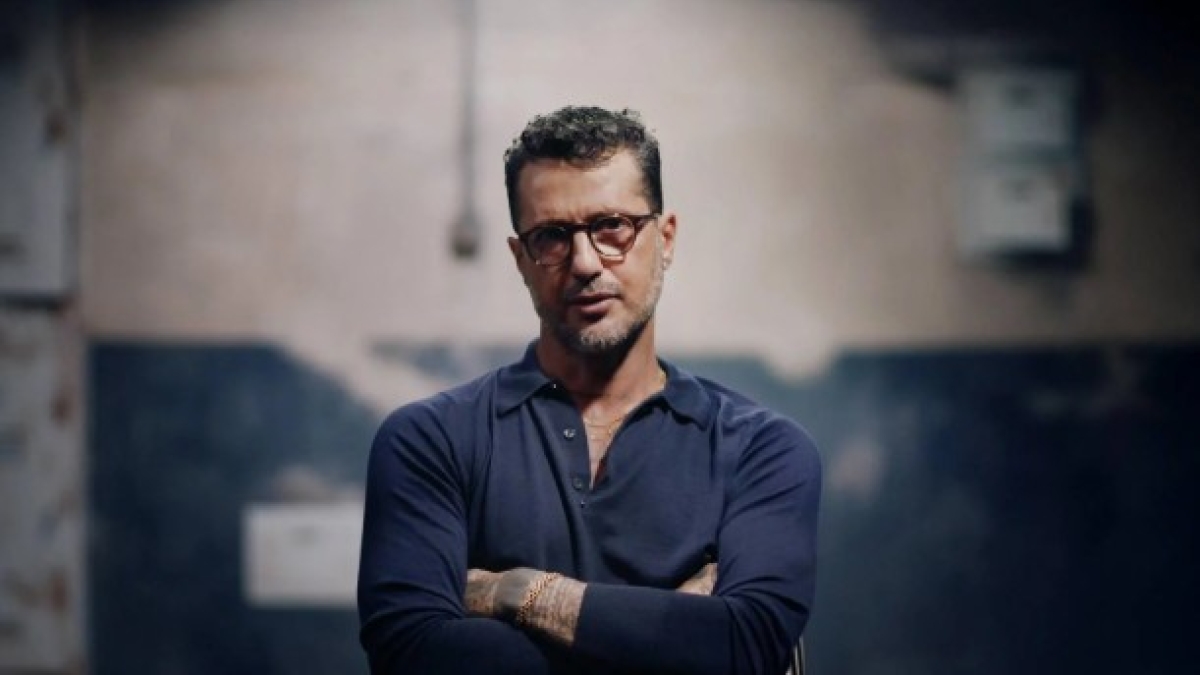 La docuserie su Corona, un brutto spot che cerca di trasformare un pregiudicato in spregiudicato