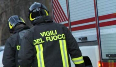 Frana ad Arenzano sull'Aurelia, traffico bloccato in entrambe le direzioni