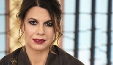 Geppi Cucciari: la laurea in Giurisprudenza, il successo a Zelig, ex cestista, 7 segreti