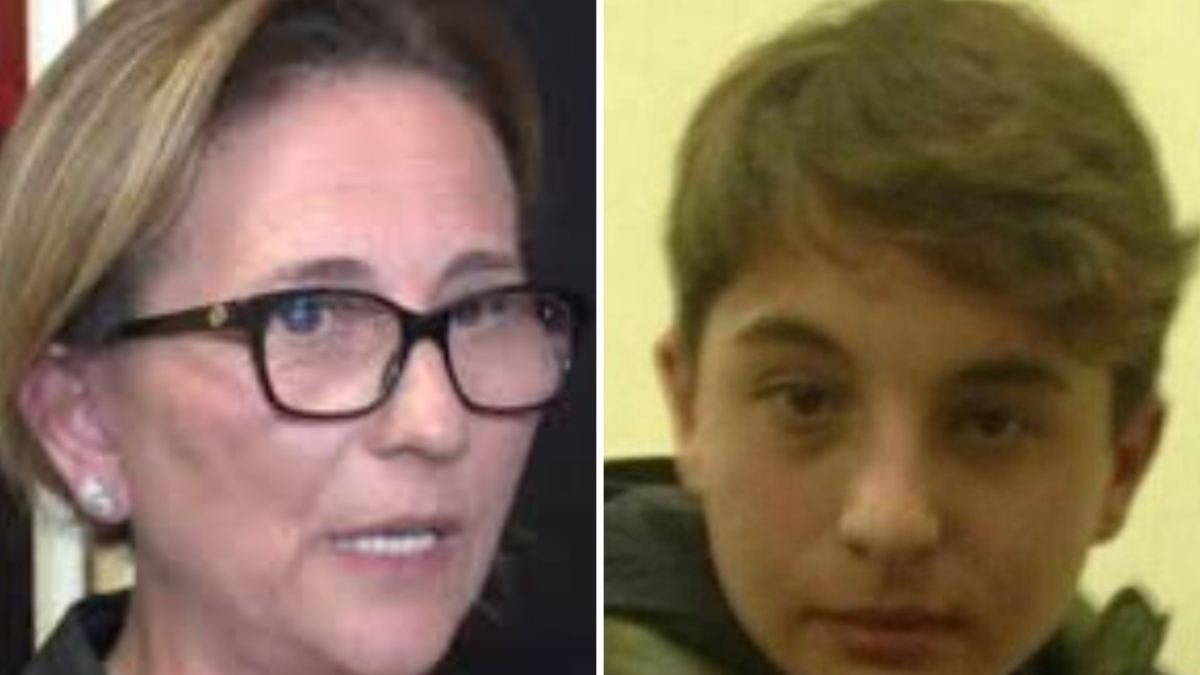 Emanuele Di Caterino ucciso a coltellate a 13 anni, assolto l'unico imputato. La madre della vittima urla in aula: «Vergognatevi»