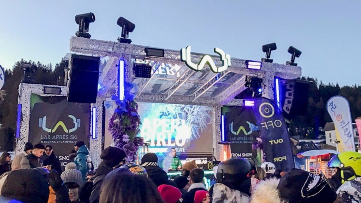 Viaggio nel «rito» dell'après-ski, quando la montagna diventa discoteca a cielo aperto tra musica, alcol e maranza