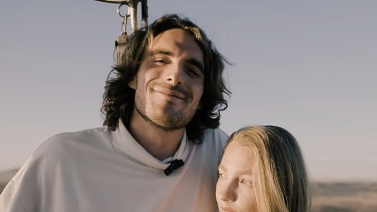 Stefanos Tsitsipas ha dimenticato Paula Badosa con Kristen Thoms, un'ex tennista universitaria che ora fa la modella