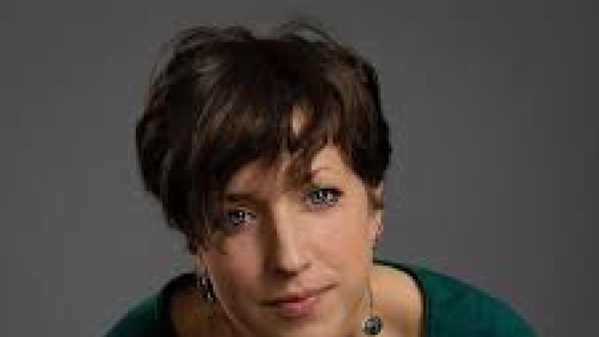 L'Fbi perquisisce la casa di Hannah Natanson, la reporter del Washington Post che aveva raccontato la «rivoluzione» delle agenzie federali voluta da Trump