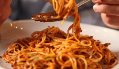 Pasta, aiuta a gestire il peso e fa bene al microbiota: 19 buoni motivi per mangiarla secondo la scienza